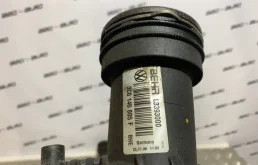 Интеркулер для Volkswagen Passat 2006 года на фотографиях