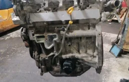 Двигатель для Nissan Serena 2006 года на фотографиях