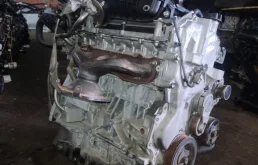 Двигатель без навесного для Nissan Serena 2008 года на фотографиях