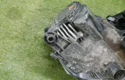 Фара ксенон левая для Skoda Rapid на фотографиях