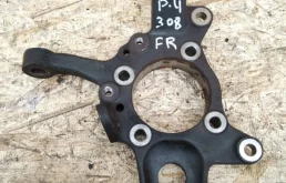 Кулак поворотный правый для Mitsubishi Pajero на фотографиях