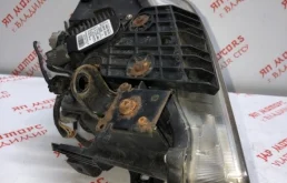 Фары для Nissan Fuga на фотографиях