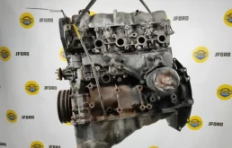 Двигатель без навесного для Ford Ranger 2010 года на фотографиях