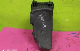 Корпус воздушного фильтра для Audi Q7 на фотографиях