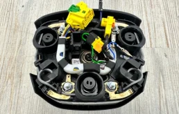 Подушка безопасности водителя для Audi Q7 на фотографиях