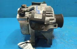 Генератор для Toyota RAV4 2002 года на фотографиях