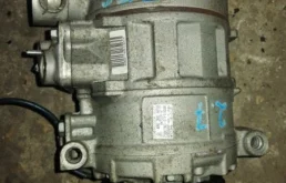 Компрессор кондиционера для Volkswagen Passat 2003 года на фотографиях