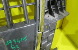 Решетка радиатора для Audi Q3 2011 года на фотографиях