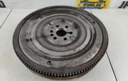 Маховик для Ford Kuga 2014 года на фотографиях