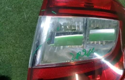 Фонарь правый для Skoda Rapid 2019 года на фотографиях