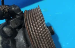 Насос ГУР для Honda CR-V 2002 года на фотографиях