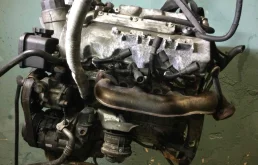 Двигатель без навесного для Mercedes-Benz CLK class 1998 года на фотографиях