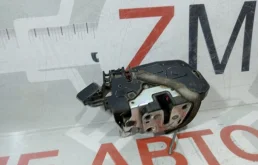 Замок задней левой двери для Nissan Murano Z52 2015-2022