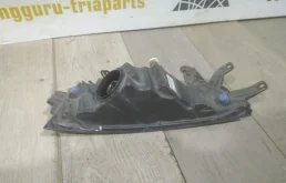 Противотуманка (ПТФ) передняя правая для Skoda Rapid 2019 года на фотографиях