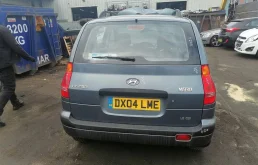 Двери для Hyundai Matrix 2002 года на фотографиях