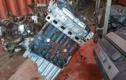 Двигатель без навесного для Volkswagen Amarok на фотографиях