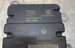 Блок управления двигателем для Renault Logan на фотографиях