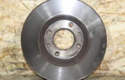 Диски тормозные передние (комплект) для Hyundai Solaris 2019 года на фотографиях