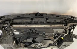 Панель радиатора (телевизор) для Mercedes-Benz GL class на фотографиях