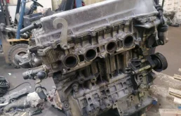 Двигатель без навесного для Toyota Corolla E120/E130 Седан 2000-2007