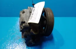 Насос ГУР для Honda CR-V 2002 года на фотографиях