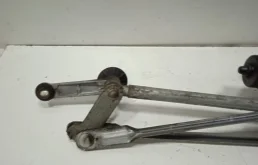 Мотор стеклоочистителя для Nissan Almera Classic на фотографиях