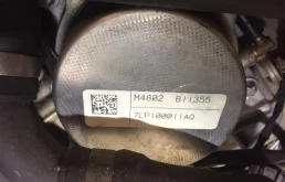 Двигатель без навесного для Porsche Cayenne 2014 года на фотографиях