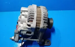 Генератор для Subaru Forester на фотографиях