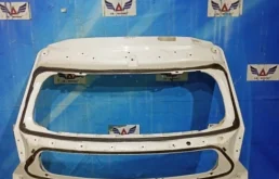 Крышка багажника для Mitsubishi Eclipse Cross на фотографиях