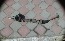 Рулевая рейка для Audi A8 2012 года на фотографиях