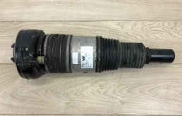 Пневмостойка передняя правая для Audi Q7 на фотографиях