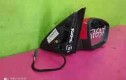 Зеркала для Skoda Rapid 2012 года на фотографиях