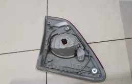 Фонарь правый для Toyota Corolla 2012 года на фотографиях