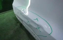 Дверь передняя правая для Audi Q3 2012 года на фотографиях