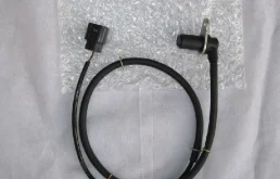 передний левый датчик абс для Mitsubishi Pajero V90 5dr 2006-2011