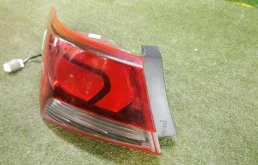 Фонарь левый для Hyundai Solaris 2019 года на фотографиях