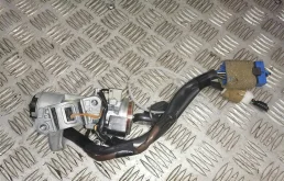 Замок зажигания для Mitsubishi Pajero Sport на фотографиях