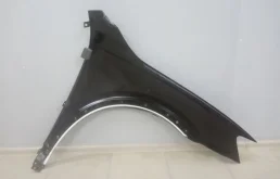 Крыло левое для Audi Q3 2016 года на фотографиях