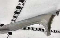 Крыло правое для Toyota RAV4 2024 года на фотографиях