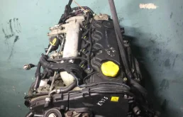 Двигатель без навесного для Fiat Doblo 2008 года на фотографиях