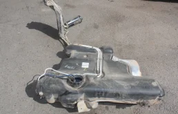 Топливный бак для Skoda Rapid на фотографиях