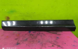 молдинг двери передний левый для Audi Q7 4L 2005-2015