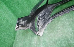 Бампер передний для Mercedes-Benz CLA class 2025 года на фотографиях