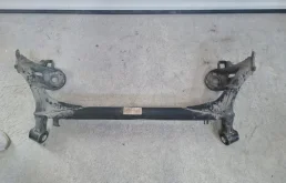 Задняя балка для Skoda Rapid 2023 года на фотографиях