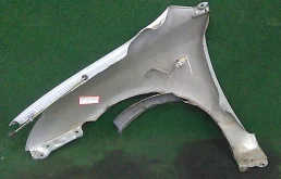 Крылья для Toyota Corolla 2003 года на фотографиях