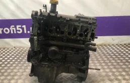 Двигатель для Renault Logan 2005 года на фотографиях