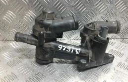 Корпус термостата Ford Focus 1 поколение [рестайлинг] (2001-2005) бензин 1.8 i Механика Универсал