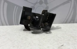 Замок капота нижняя часть Mercedes-benz 2007 W164