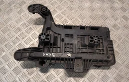 Подставка под аккумулятор Volkswagen Passat CC B6