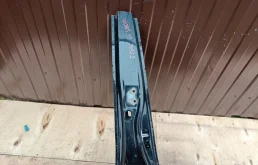 Порог правый для Hyundai Solaris 2014 года на фотографиях